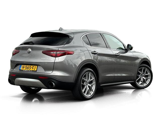 Alfa Romeo Stelvio 2.0 T AWD First Edition ? Xenon ? Leder ? Trekhaak