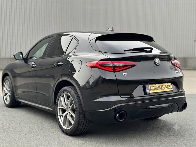 Alfa Romeo Stelvio 2.0 T AWD Special Edition 280PK RODE INTERIEUR