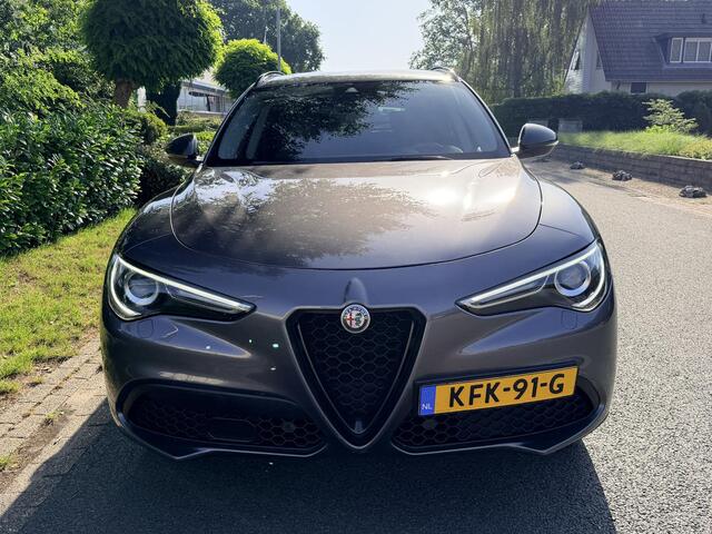 Alfa Romeo Stelvio 2.0T Q4 200PK AUToLederoCarplay