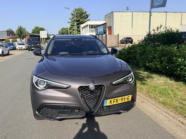 Alfa Romeo Stelvio 2.0T Q4 200PK AUToLederoCarplay