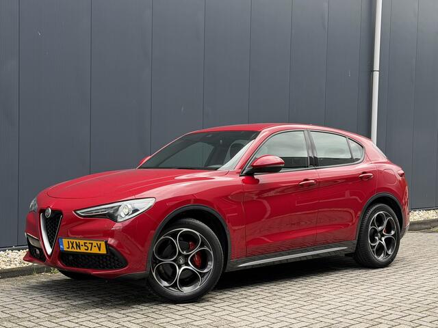 Alfa Romeo Stelvio 2.0 T AWD Ti | Stoel/Stuurverwarming | 20" Velgen | Camera