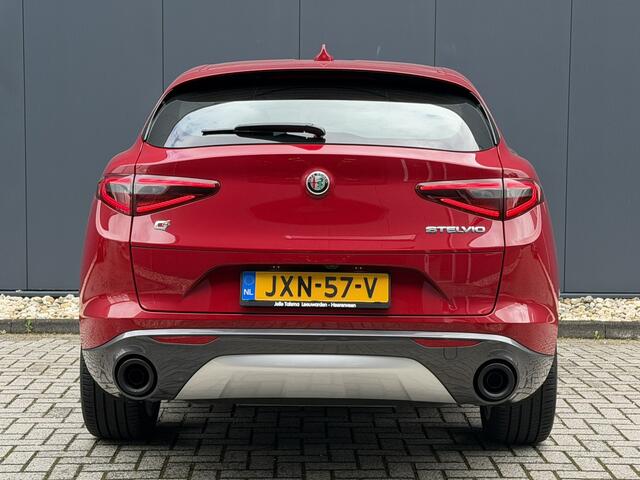 Alfa Romeo Stelvio 2.0 T AWD Ti | Stoel/Stuurverwarming | 20" Velgen | Camera