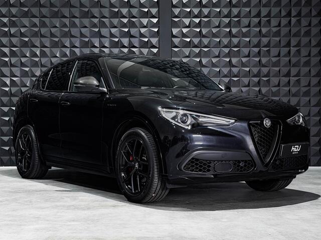 Alfa Romeo Stelvio 2.0 T AWD Veloce | Pano | 20" | Memo | H/K |Side | Ad. Cruise | Active Suspension | Leer Uitgebreid |