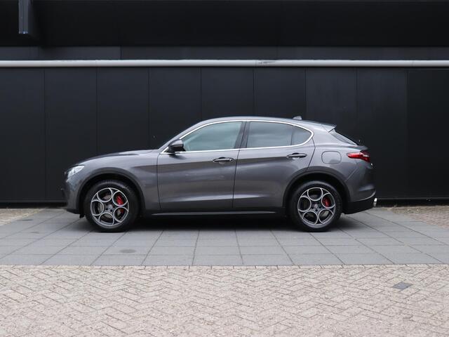 Alfa Romeo Stelvio 2.0 T AWD Super | MEMORY | PANO-DAK | CAMERA | HALF LEDER | CRUISE | NAVI |