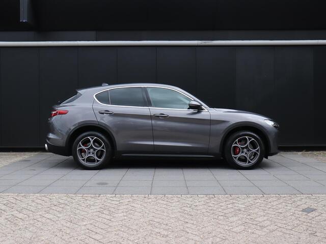 Alfa Romeo Stelvio 2.0 T AWD Super | MEMORY | PANO-DAK | CAMERA | HALF LEDER | CRUISE | NAVI |
