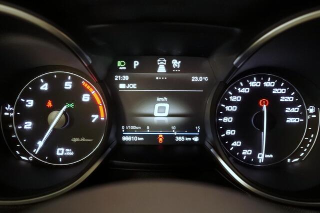 Alfa Romeo Stelvio 2.0T 280pk Q4 AWD Black-Tech