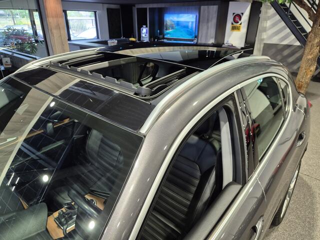 Alfa Romeo Stelvio 2.0 T AWD Veloce Pano | Harman-Kardon | Camera | Leder | Verw. stoelen-stuur | Trekhaak