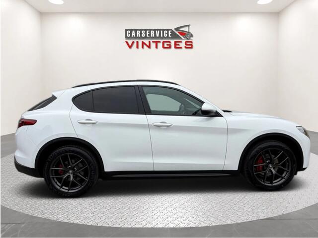 Alfa Romeo Stelvio 2.0 T AWD Super | 2022 | 1e Eigenaar | Pano | ACC | Leder | Memory | Camera | 20"