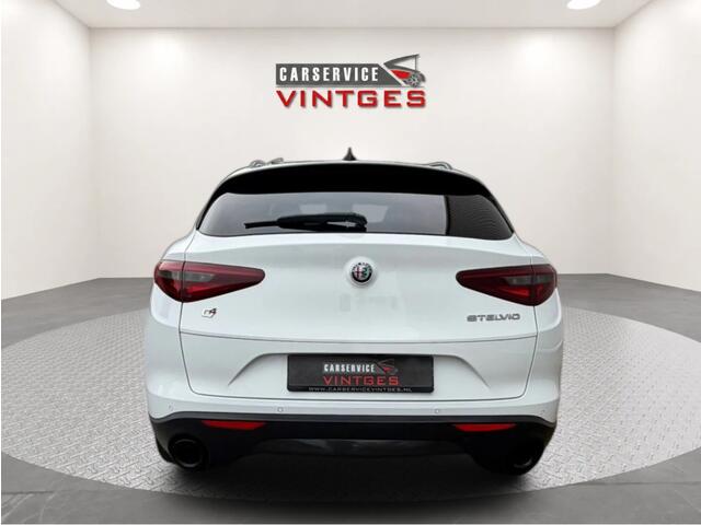 Alfa Romeo Stelvio 2.0 T AWD Super | 2022 | 1e Eigenaar | Pano | ACC | Leder | Memory | Camera | 20"