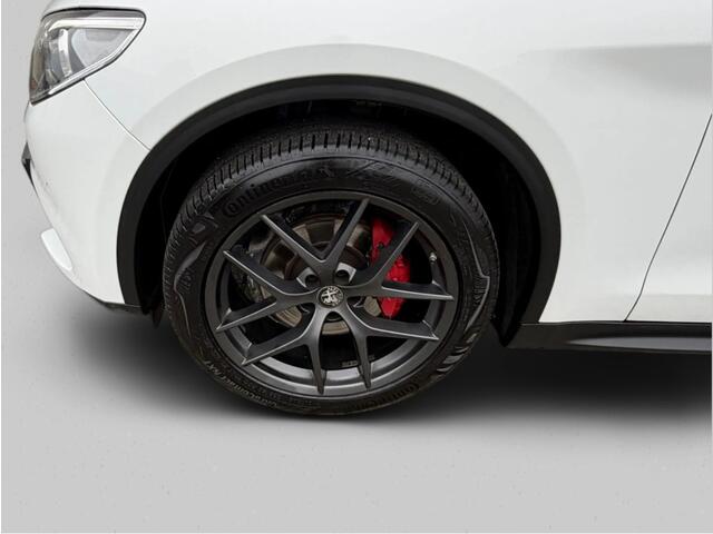 Alfa Romeo Stelvio 2.0 T AWD Super | 2022 | 1e Eigenaar | Pano | ACC | Leder | Memory | Camera | 20"