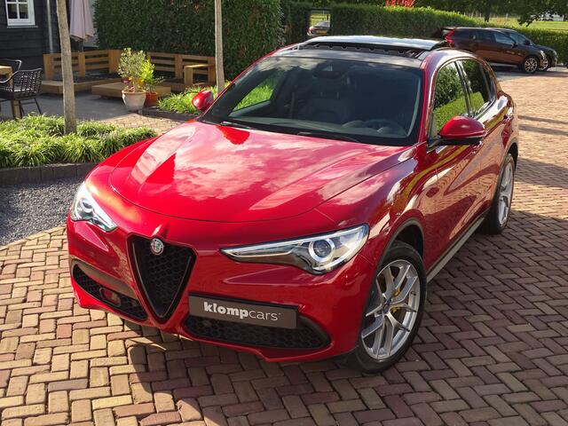Alfa Romeo Stelvio 2.0 T AWD !Veloce stoelen! 8C Rosso | Pano | Carplay | H+K | Diff.TI | Black Edition | FULL OPT.