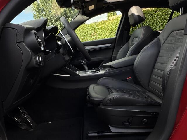 Alfa Romeo Stelvio 2.0 T AWD !Veloce stoelen! 8C Rosso | Pano | Carplay | H+K | Diff.TI | Black Edition | FULL OPT.
