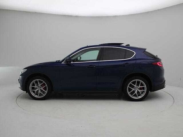 Alfa Romeo Stelvio 2.0 T AWD First Edition | Panoramadak | Leder | Led Verlichting | Elektrische Achterklep | Navigatie | Climate Control |