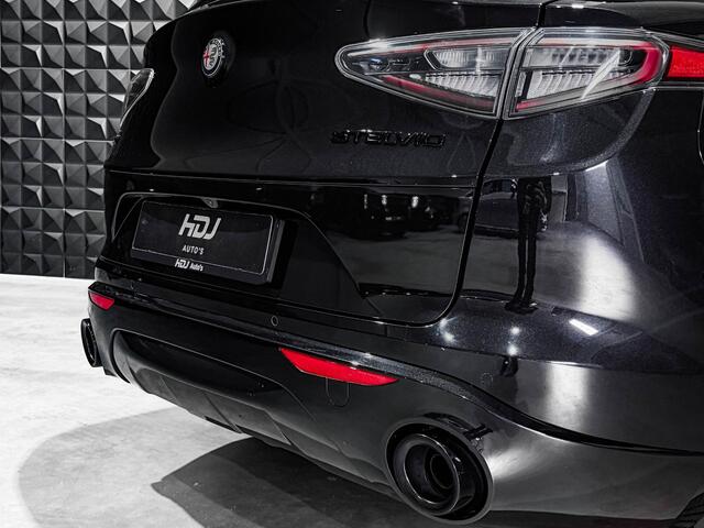 Alfa Romeo Stelvio 2.0 T GME AWD Veloce | Pano | 20"| Side | Memo |Trekh. | Adap. Cruise |