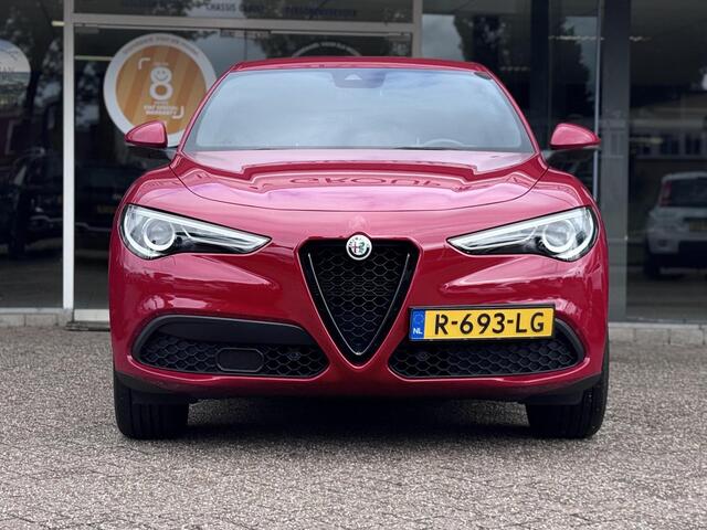 Alfa Romeo Stelvio 2.0 200pk Automaat AWD Sprint | Apple-Android | Parkeercamera | Adaptive Cruise Control