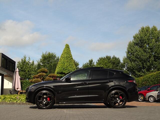 Alfa Romeo Stelvio 2.0 T GME AWD Veloce | BTW-auto! | Schuifdak | H+K | Full Options!