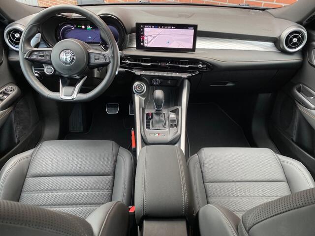 Alfa Romeo Tonale 1.5T HYBRID VELOCE ADAPT-CRUISE NAV STOELVW 360 CAMERA LMV CARPLAY