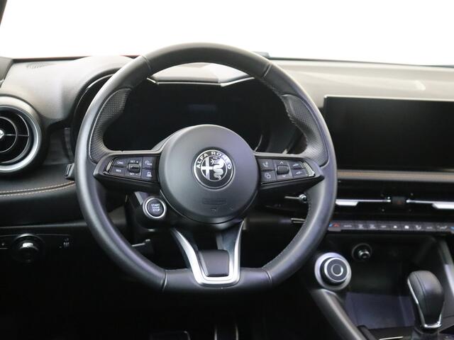Alfa Romeo Tonale 1.3T PHEV Edizione Speciale Navigatie | Camera | Apple Carplay |