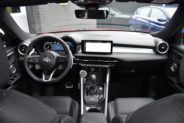 Alfa Romeo Tonale 1.5T Hybrid 160PK Aut. Veloce | Leder | 360 Camera | Harman Kardon | Stoelverw./koeling | Navi | Incl. garantie.