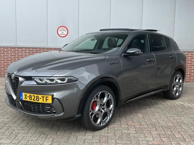 Alfa Romeo Tonale 1.3T PHEV 280 PK Veloce | Pano | Leder | Harman | Winter | 20"
