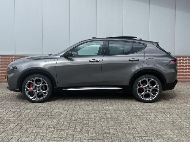 Alfa Romeo Tonale 1.3T PHEV 280 PK Veloce | Pano | Leder | Harman | Winter | 20"