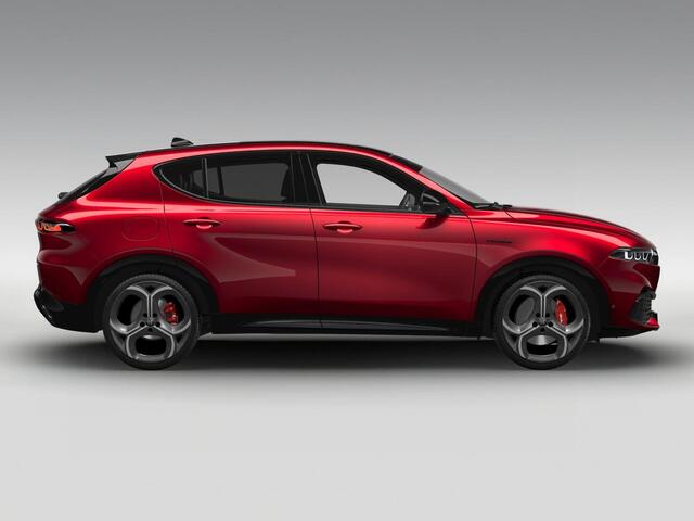 Alfa Romeo Tonale Ibrida Plug-In Q4 270pk | Pack Tech | Schuif/Kanteldak | 20" | Harman Kardon | MY26