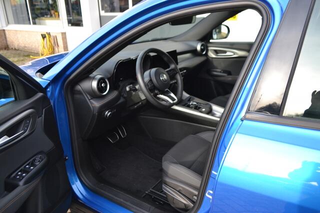 Alfa Romeo Tonale 1.5T Hybrid Sprint BTW Auto