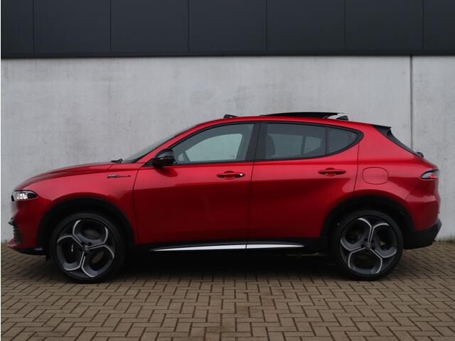 Alfa Romeo Tonale Ibrida Plug-In Q4 270 PK Sport Speciale | Pano | LED | Harman |