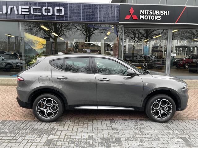 Alfa Romeo Tonale 1.3T PHEV Ti | Carplay/Android | Achteruitrijcamera | 18'' Petali velgen