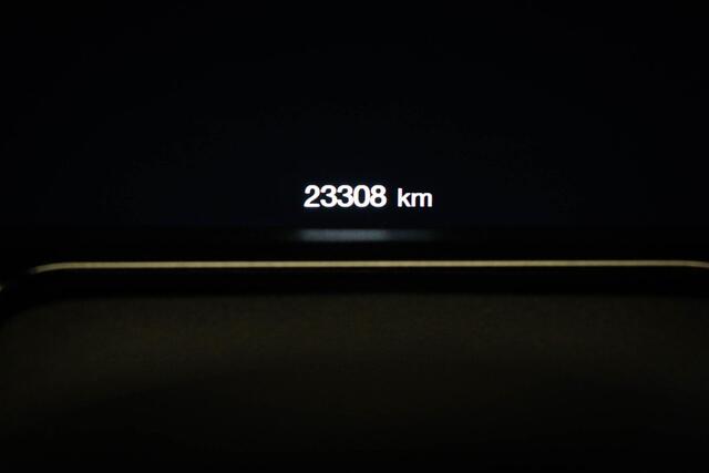 Alfa Romeo Tonale 1.3T PHEV Ti | DAB | APPLE | DRAADLOZE LADER | CAMERA | 20"