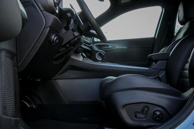 Alfa Romeo Tonale 1.5T Hybrid Veloce H&K / 360 CAM. / leder