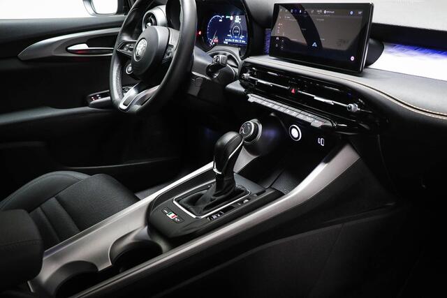 Alfa Romeo Tonale 1.3T PHEV Ti | DAB | APPLE | DRAADLOZE LADER | CAMERA | 20"