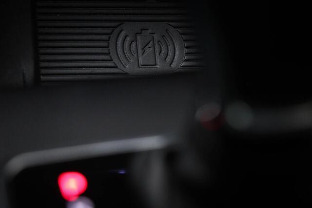 Alfa Romeo Tonale 1.3T PHEV Ti | DAB | APPLE | DRAADLOZE LADER | CAMERA | 20"