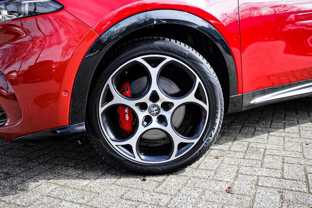 Alfa Romeo Tonale 1.5T Hybrid Veloce 160pk/ Leder/Alfa Rosso/Apple Carplay