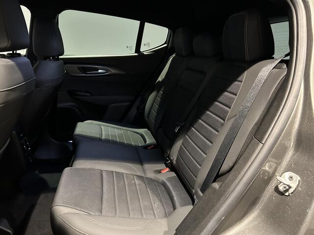 Alfa Romeo Tonale 1.3T PHEV Ti | Navigatie | Adaptieve cruise control | Achteruitrijcamera |