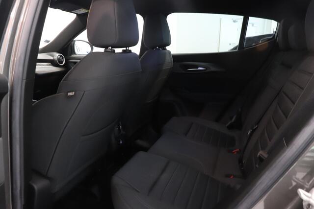 Alfa Romeo Tonale 1.3T PHEV Ti | Camera | Adaptieve cruise | AppleCarplay AndroidAuto | Climate control |