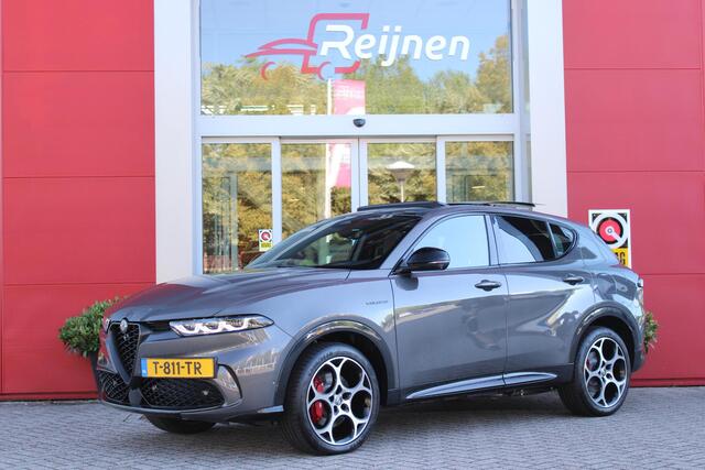 Alfa Romeo Tonale PHEV 280PK VELOCE | NIEUWE AUTO! | PANORAMISCH SCHUIF/KANTEL DAK | WINTERPACK: STOEL/STUUR VERWARMING | TECHNOLOGY PACK: PARKEERWAARSCHUWING VOOR EN ACHTER/360° CAMERA/AUTOMATISCH INPARKEREN/ AUTONOMOUS DRIVING LEVEL 2: ADAPTIVE CRUISE CONTROL/LANE CENTER