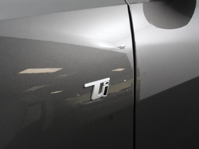 Alfa Romeo Tonale 1.3T PHEV Ti Automaat 280 PK Climate control Adaptieve cruise control Parkeersensoren achter Camera Sfeerverlichting Navigatie Apple Carplay/ Android Auto