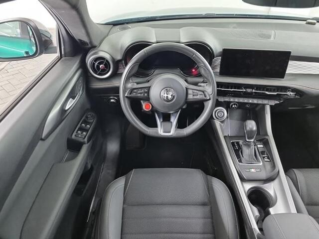 Alfa Romeo Tonale 1.3T PHEV Edizione Speciale | 280PK | Winterpakket | NL-Auto | Camera |