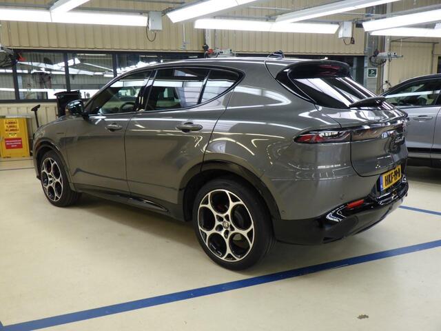 Alfa Romeo Tonale 1.5T Hybrid Veloce ALL-INRIJKLAARPRIJS/Tech Pack/Premium Pack/Tech Pack/Lederen bekleding