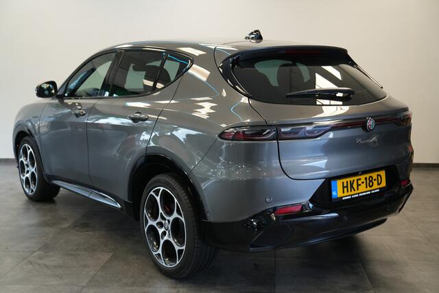 Alfa Romeo Tonale 1.5T Hybrid Veloce Schakelpaddles Draadloze Lader Stoelventilatie 24 Maanden garantie* (Vraag naar de voorwaarden)