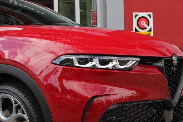 Alfa Romeo Tonale 1.3T PHEV 280PK EDIZIONE BUSINESS | AFNEEMBARE TREKHAAK | ALL SEASON BANDEN | PREMIUM PACK: LEDEREN BEKLEDING/GEVENTILEERDE VOORSTOELEN/4-VOUDIG ELEKTRISCH VERSTELBARE LENDESTEUN VOORSTOELEN/HOOGGLANS ZWARTE RAAMOMLIJSTING/AMBIENT LIGHTING | TECHNOLOGY PA