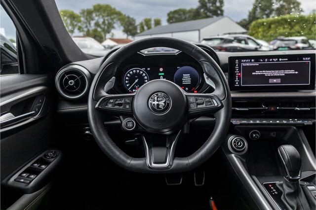 Alfa Romeo Tonale 1.5T Hybrid Veloce | Elek. achterklep | Leder | NL auto