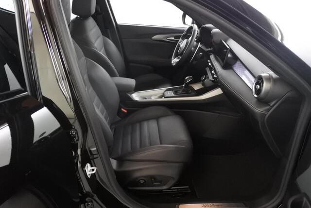 Alfa Romeo Tonale 1.5T 160pk Hybrid Veloce Panorama 20"
