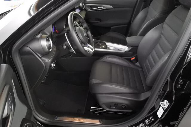 Alfa Romeo Tonale 1.5T 160pk Hybrid Veloce Panorama 20"