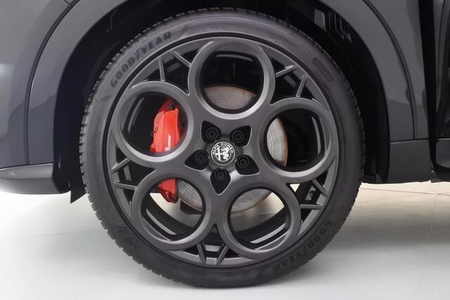 Alfa Romeo Tonale 1.5T 160pk Hybrid Veloce Panorama 20"