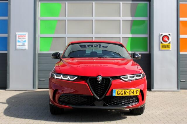Alfa Romeo Tonale 1.5T HYBRID VELOCE / 360 Camera / Alcantara / 19 Inch