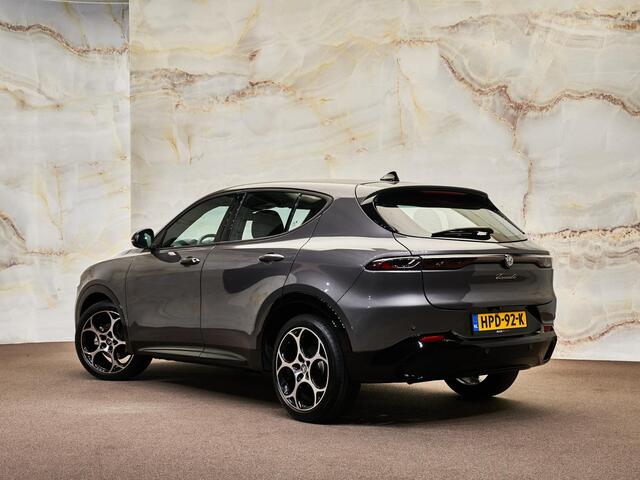 Alfa Romeo Tonale 1.5T Hybrid Sprint , 19", ACC, camera, Full-LED, keyless, winter pack – foto 3