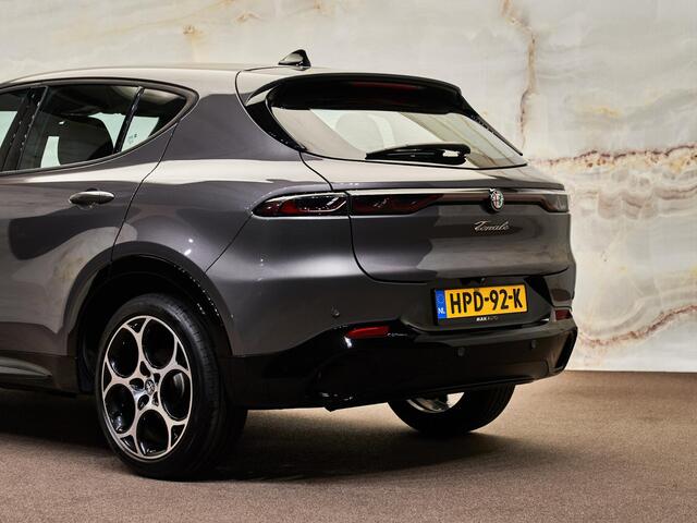 Alfa Romeo Tonale 1.5T Hybrid Sprint , 19", ACC, camera, Full-LED, keyless, winter pack – foto 5