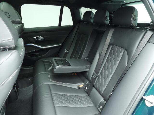 Alpina D3 S Touring XDrive | LED | Leder | HUD | Panoramadak | Sportstoelen | Trekhaak | Active Cruise | DAB | Harman-kardon sound | Alu 20 inch – foto 8
